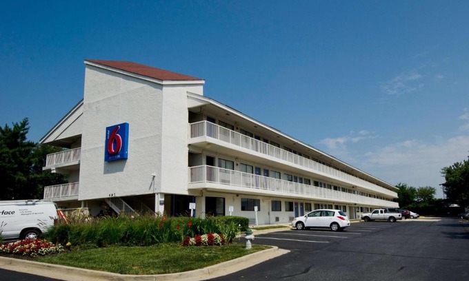 Gaithersburg Hotel | Motel 6-Gaithersburg, DC - Washington