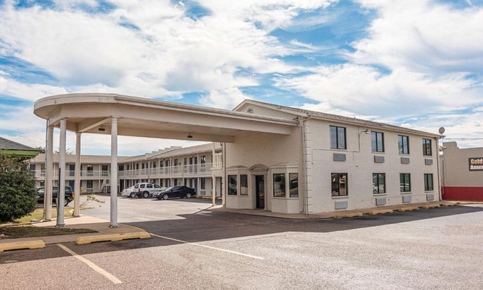 Texarkana Hotel | Motel 6-Texarkana, AR