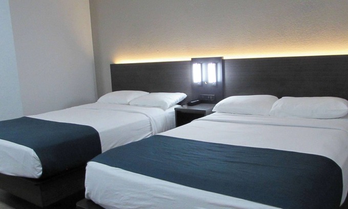 West Des Moines Hotel | Motel 6 West Des Moines, IA