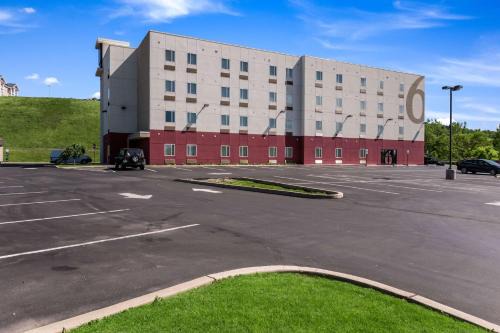 Wilkes-Barre Hotel | Motel 6 Wilkes Barre Arena
