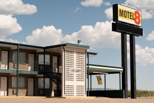 Laramie Hotel | Motel 8 Laramie