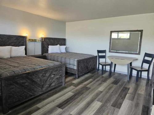 Dalton Hotel | Motel 81