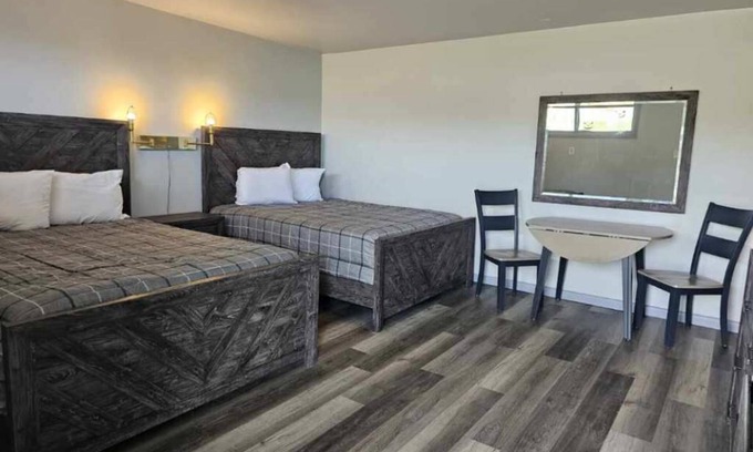 Dalton Hotel | Motel 81