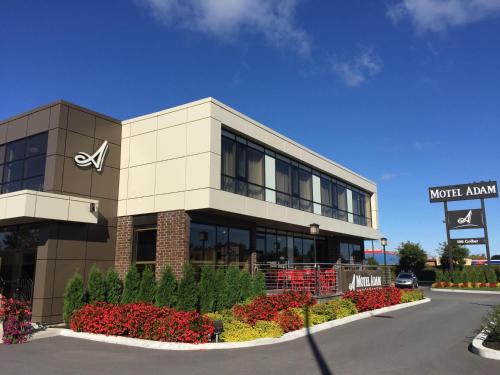 Downtown Gatineau Hotel | Motel Adam
