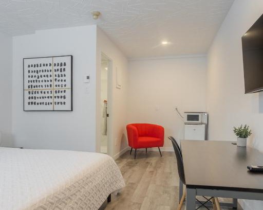 Brossard Hotel | Motel Champlain