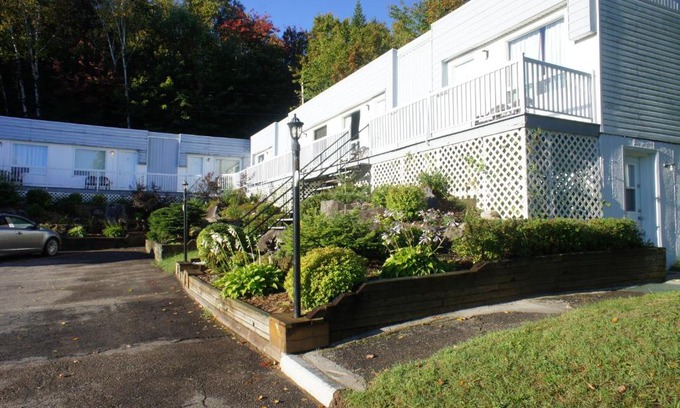 Sainte-Agathe-des-Monts Hotel | Motel Clair Mont