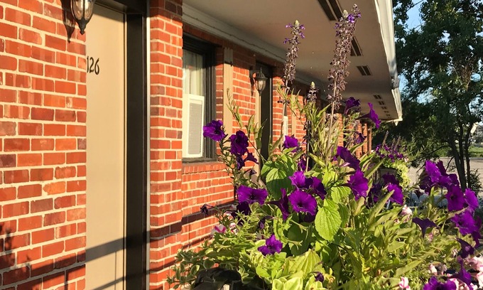 Brossard Hotel | Motel et Appartements du Fleuve