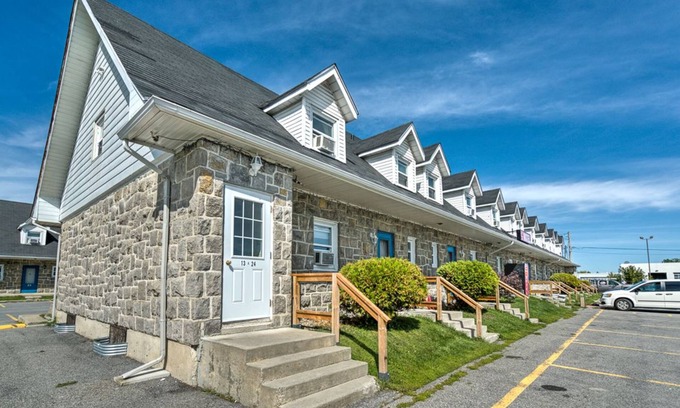 Salaberry De Valleyfield Hotel | Motel Grande ile