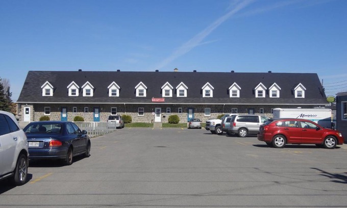 Salaberry De Valleyfield Hotel | Motel Grande Ile
