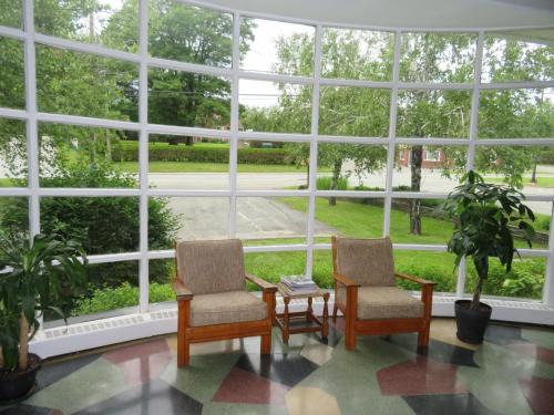 Lennoxville Hotel | Motel & Hotel La Paysanne
