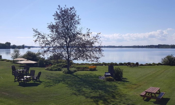 Saint-Timothee Hotel | Motel Lac St-Louis