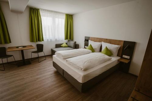 Toging am Inn Hotel | Motel Sleep Inn