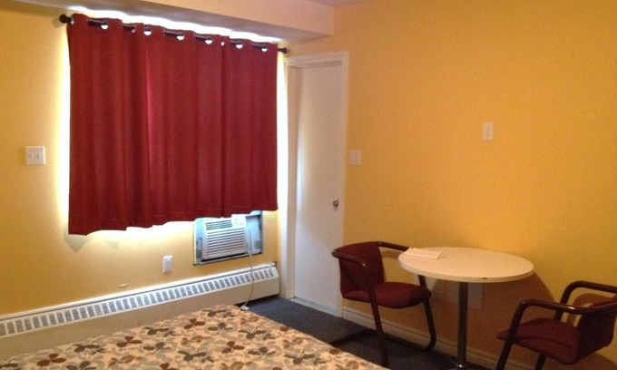 Cote-Des-Neiges—Notre-Dame-De-Grace Hotel | Motel St-Jacques