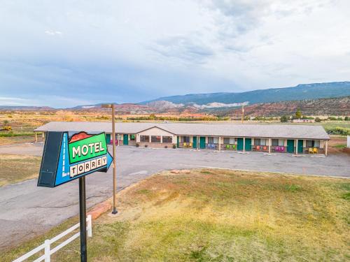 Torrey Hotel | Motel Torrey