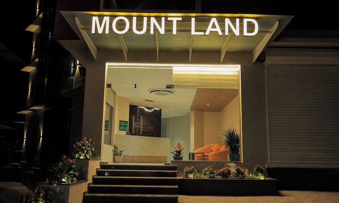 Sulthan Bathery Hotel | Mount Land