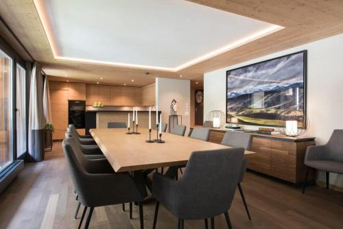 Zermatt City Centre Apartment | Mount Whitney Duplex-Apartment