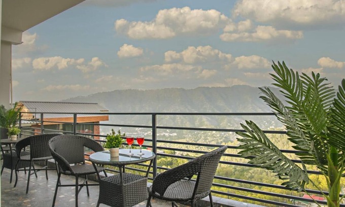 Kumarhatti Bed & Breakfast | Mountain Breeze Hill Crest Kasauli