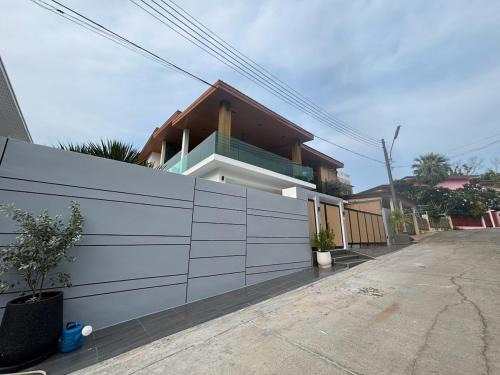 Ko Kaeo Villa | Mountain breeze villa phuket