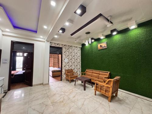 Kumarhatti Apartment | Mountain Inn