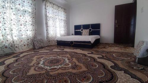 Srinagar House | Mountain Majesty
