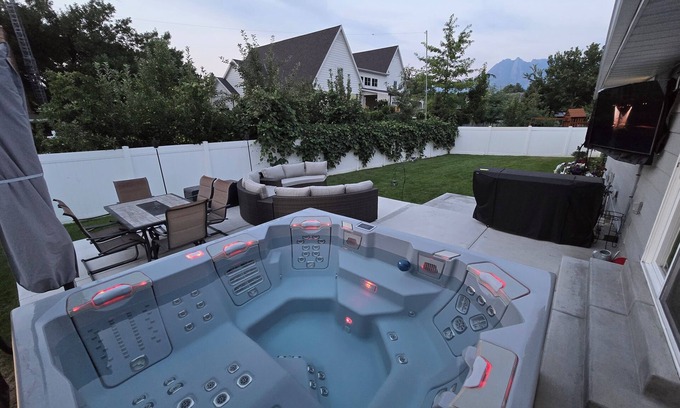 Murray House | Mountain Modern Marvel w/Hot Tub and Pet Friendly