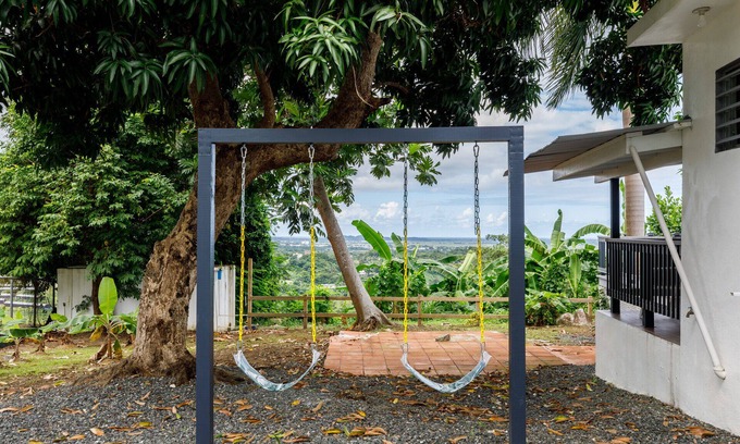 Jimenez House | Mountain Retreat House with Pool in El Yunque