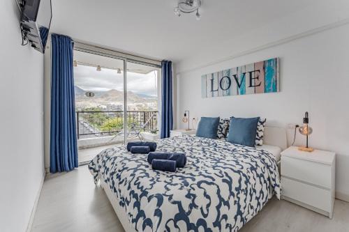 Los Cristianos Apartment | Mountain View Apartment - 2 min Walk to Beach
