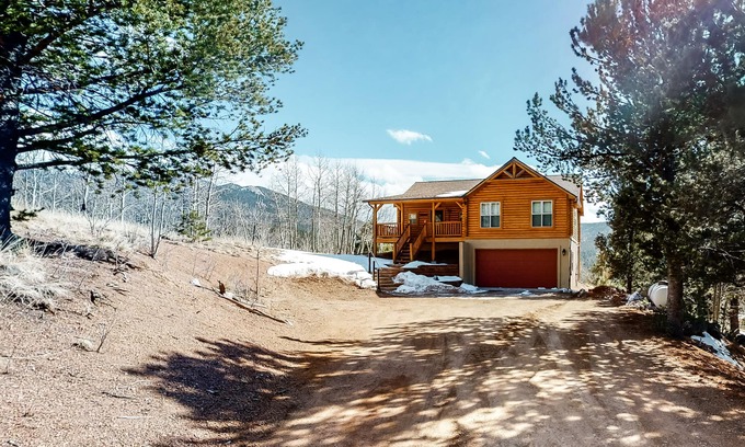 Rainbow Valley Cabin | Mountain-view escape with private hot tub, fireplace, washer/dryer, and deck