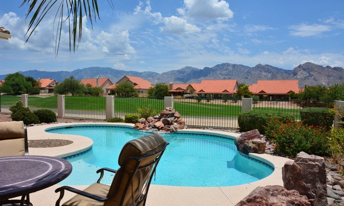 Canada Hills Golf Course House | Mountain View Golf Course Home On 8th Fairway