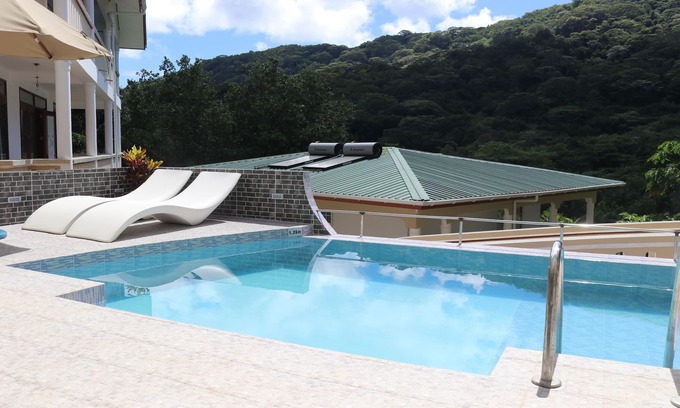 La Digue Hotel | Mountain View Hotel