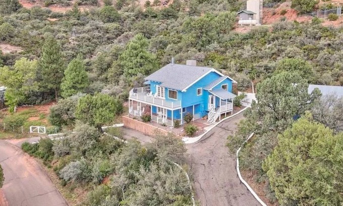 Strawberry House | Mountain Views w/ Pool Table, Game Room and BBQ