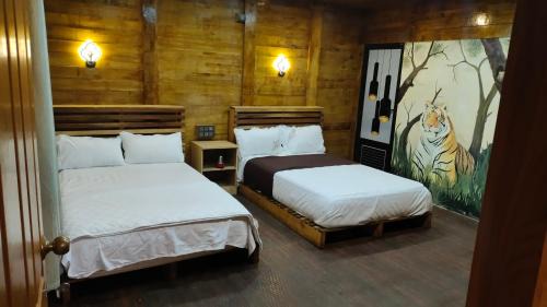 Ramakkalmedu Apartment | Mountainmist wooden cottages