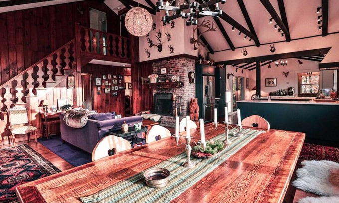 Franconia Ski Chalet | Mountainside Chalet at Mittersill