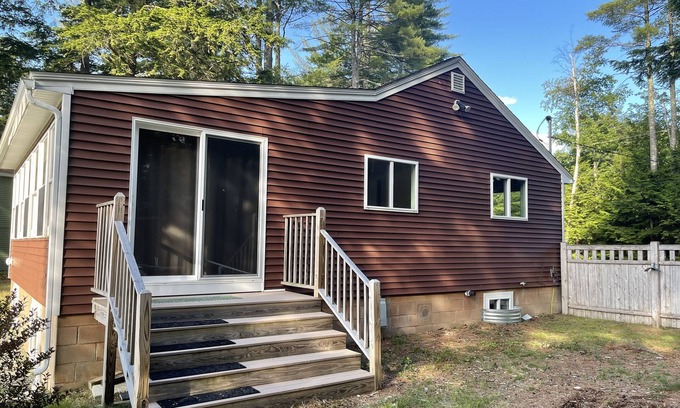 Acton House | Mousam Lake renovated cottage.