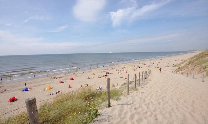 Municipality of Bloemendaal Hotel | Mr. Lewis