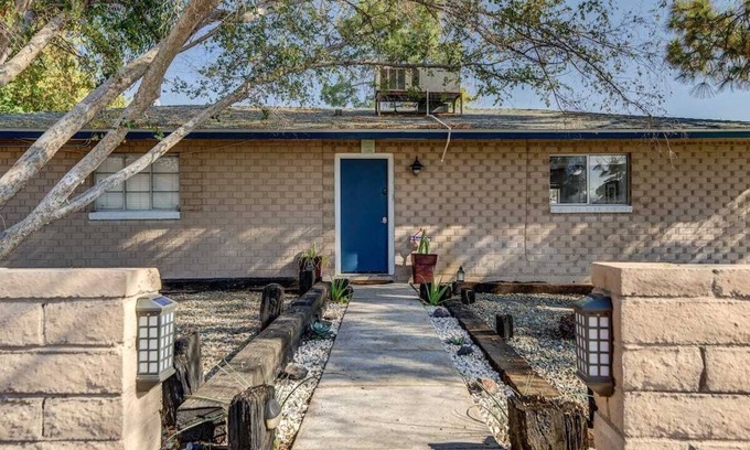 Encanto House | Msg for 5% off 1Bed 1Bath Huge Guesthouse Midtown PHX