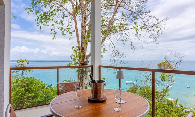 Morro de Sao Paulo Apartment | MSP06 Sea View Bedroom and Living Room (50m from the Beach)