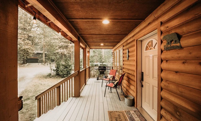 Warnick House | Mt. Baker Lodging Cabin 89 - Sleeps 4!