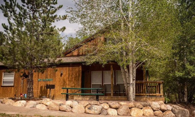Salida Ski Chalet | Mt. Elbert Chalet at Creekside Chalets