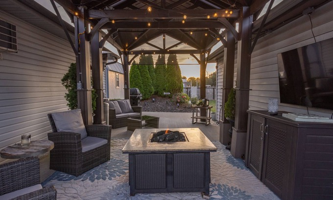 Santa Fe Apartment | MTL HUNTING LAYAWAY & OUTDOOR HANGOUT