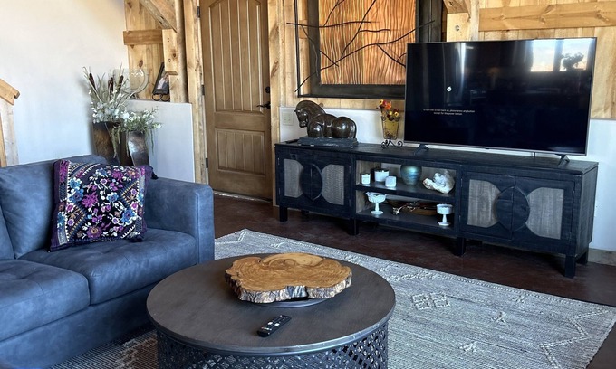 Durango - Purgatory House | MTN Bliss: La Plata Views, 6.5 Miles to Main St, & Full Gym. Barnominum Retreat