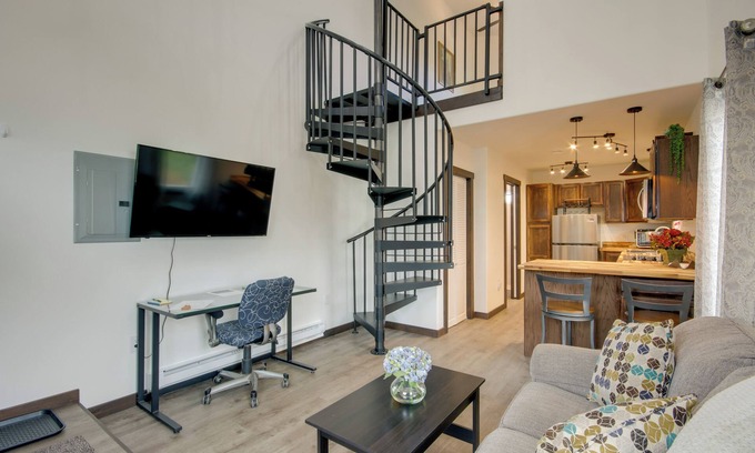 Livingston Apartment | Mtn-View Gem w/Grill: 2 Mi to Dtwn Livingston