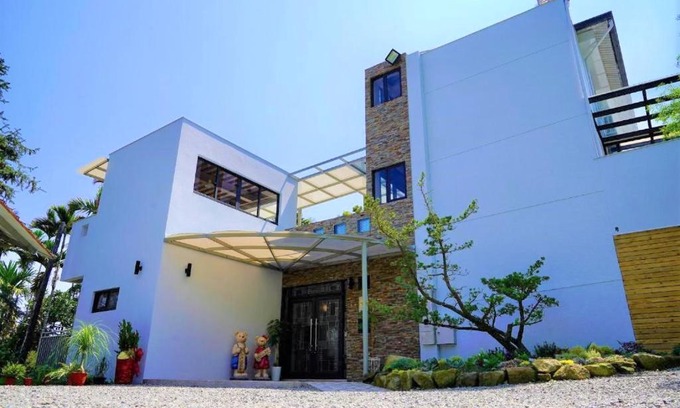 Zhushan Hotel | MTNY Hotel