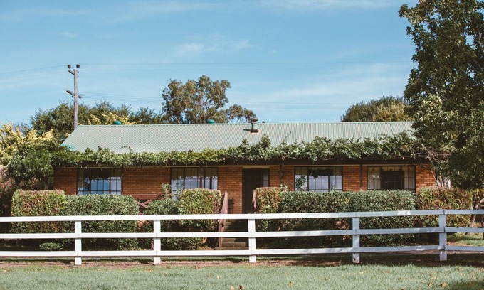 Wilbetree Other | Mudgee - The Stables House- Horse Lovers Dream Come True at Gooree