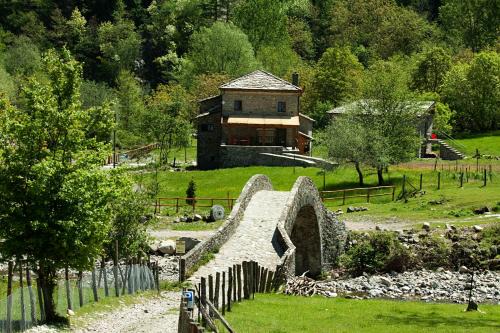 Zeri Bed & Breakfast | Mulino Marghen - Restored WaterMill - Accomodation and Retreat Center