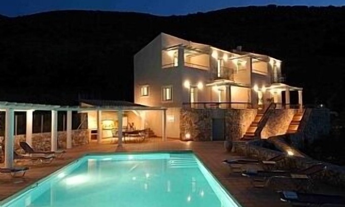 Agia Efimia Villa | Multi Unit villa-large private pool(heating on request)outside kitchen/barbecue