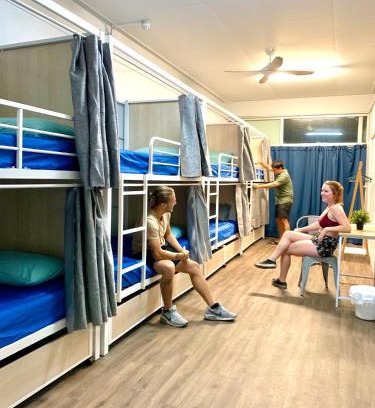 Cairns Central Business District Hostel | Mumma's Hostel Cairns