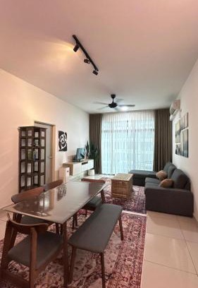 Taman Saujana Apartment | Mumu Homestay at Parc Regency, JB