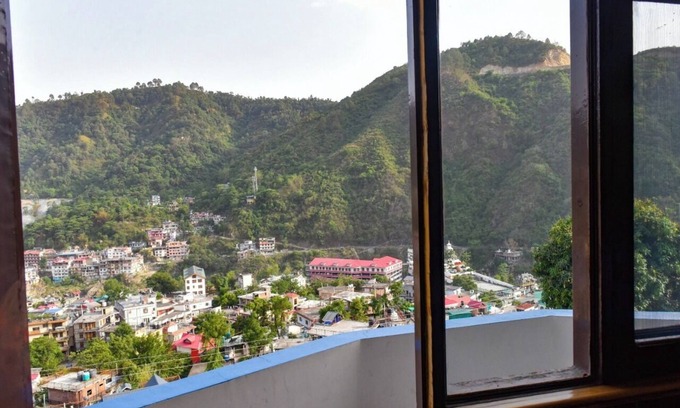Mandi Hotel | Munish Resorts