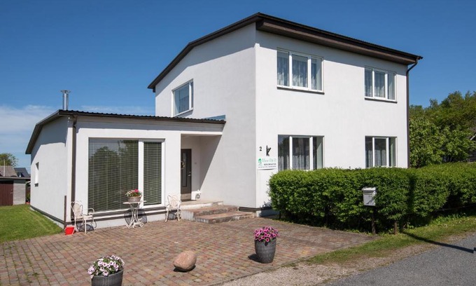 Kuressaare House | Muru Guesthouse